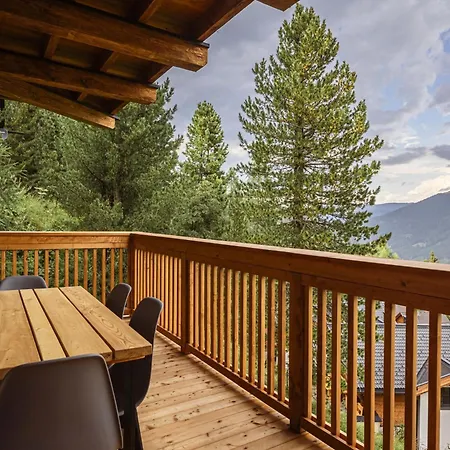 Cosy With Terrace Apartment *